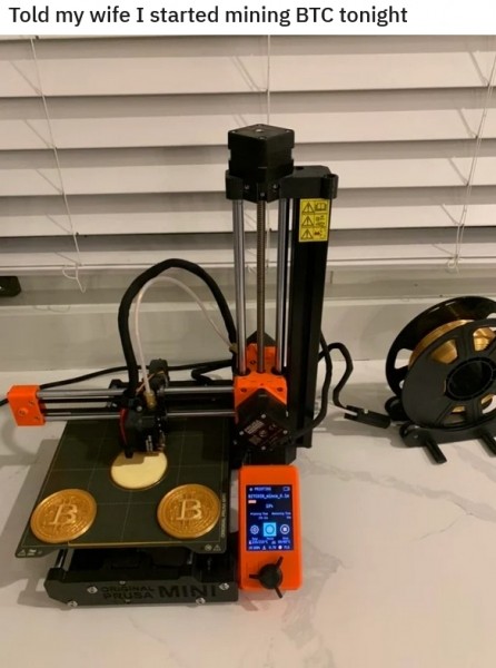 e4f5279d334782f82d3995421f787802 Greener March, Surrendered Tanks, Hiked Rates and 20 Crypto Jokes